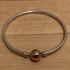 Pandora Silver/Rose Gold Moments Bangle